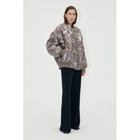 Stine Goya - Volominous Bomber Jacket, 2269 Woven Jacquard - Abstract Foliage