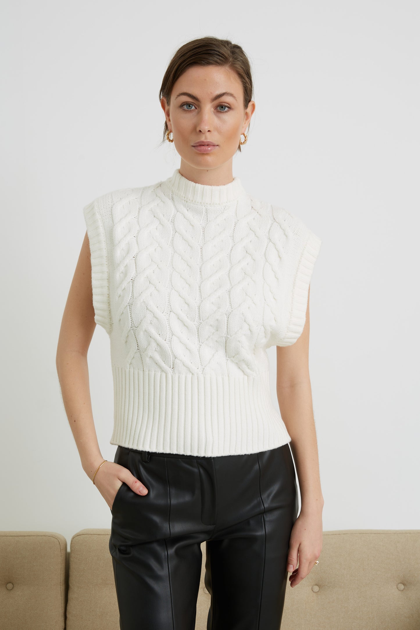 Bruuns Bazaar Women - Simona Fonda knit vest - Cannoli Cream