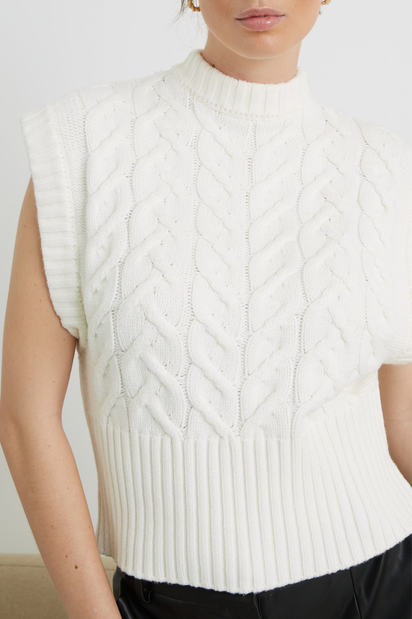 Bruuns Bazaar Women - Simona Fonda knit vest - Cannoli Cream