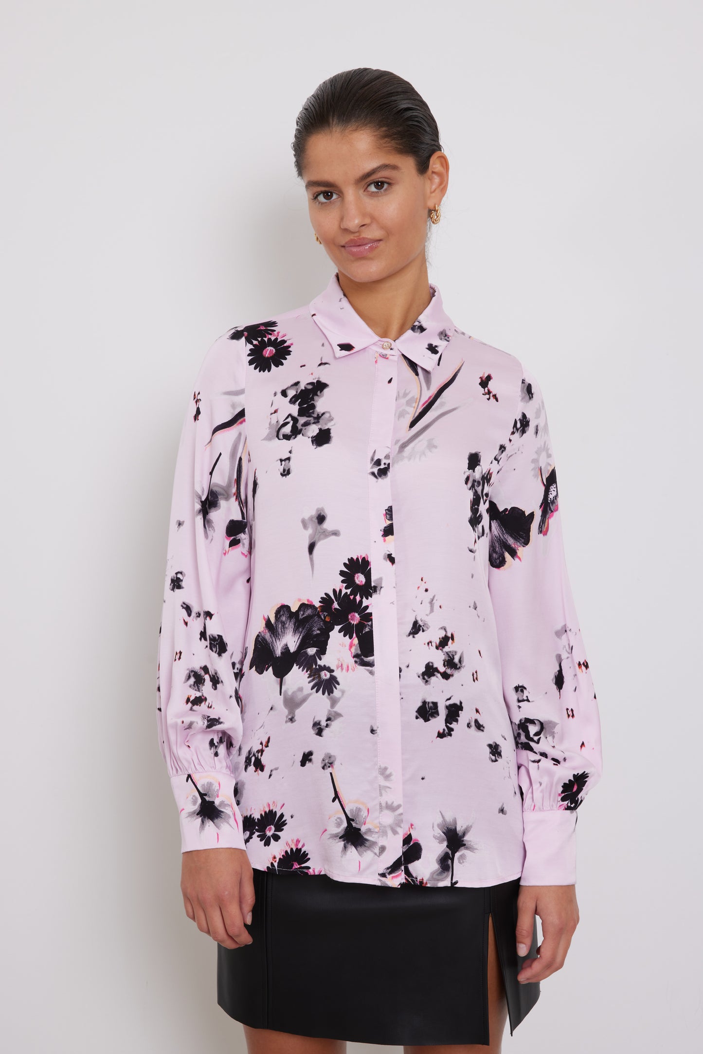Bruuns Bazaar Women - FloretBBNaiva shirt - Light pink AOP