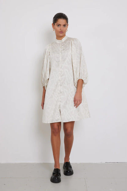 Bruuns Bazaar Damer - Acacia Sarias kjole - Light Square print